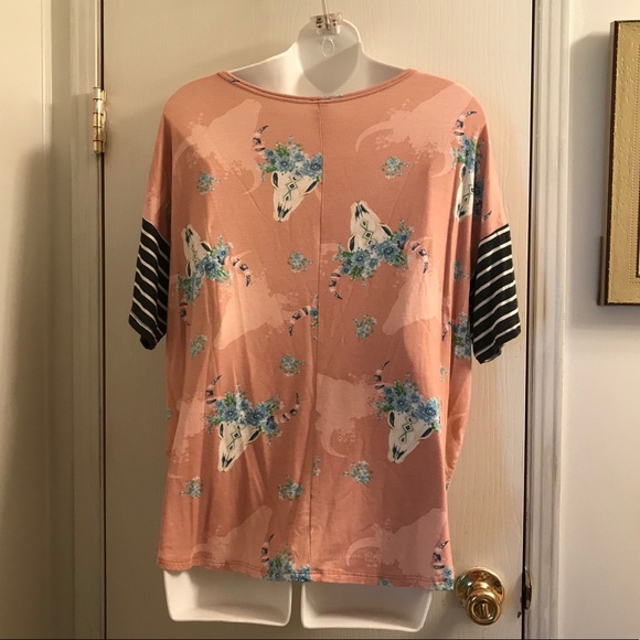 (Medium) Mauve Midwestern Floral Cow Skull Top - Picture 5 of 5